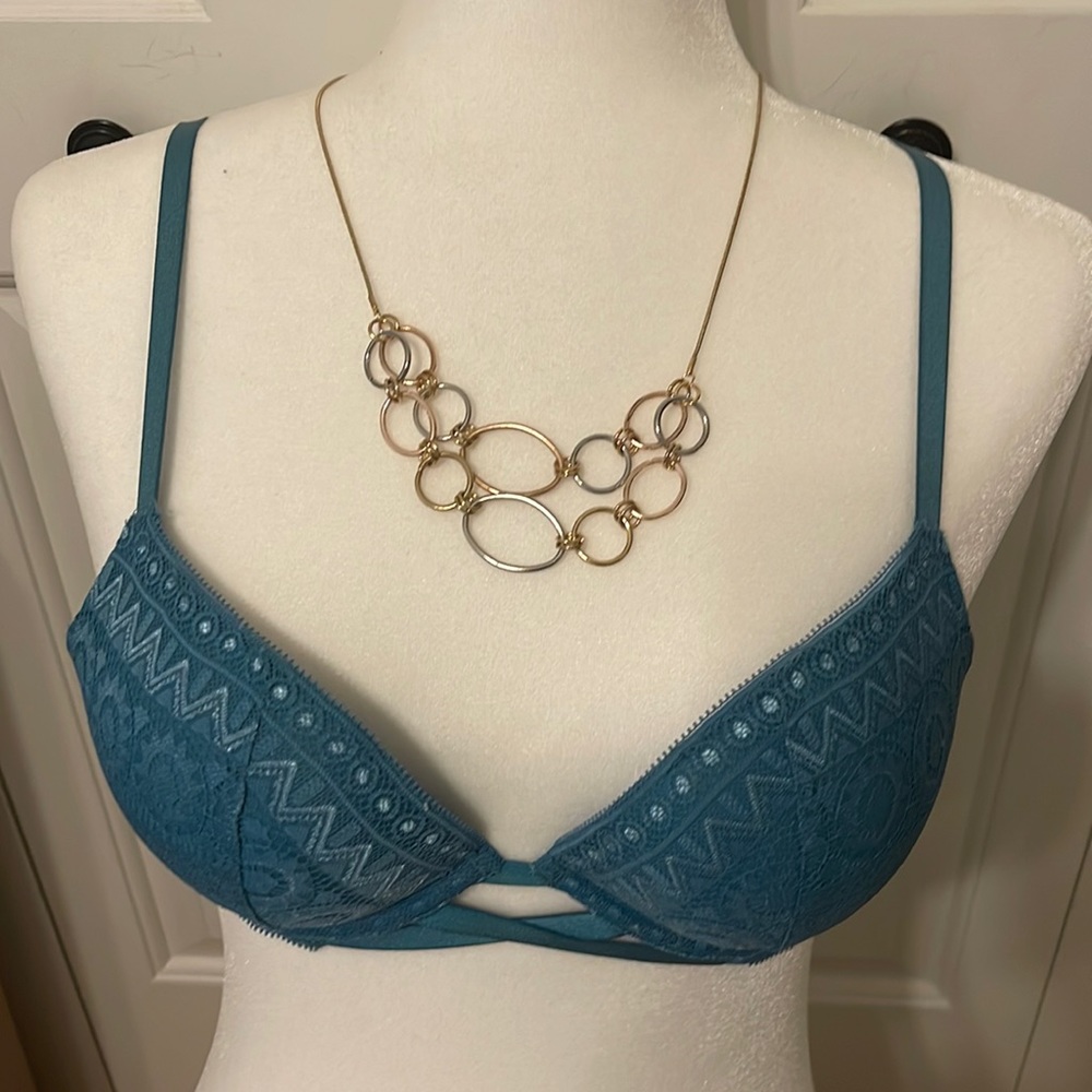 AERIE Women’s push-up bra NWOT